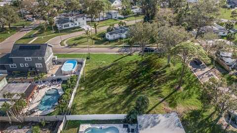 1535 CONNECTICUT AVENUE NE, Saint Petersburg, FL 33703