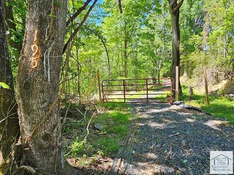 195 Ramey Hodge Dr, Martinsville, VA 24112