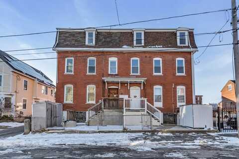 40 Summer St, Lawrence, MA 01840