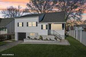 55 Farmingdale Road, Fords, NJ 08863