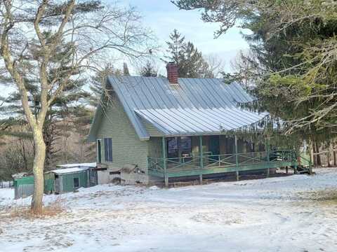 105 Zions Hill Road, Chesterville, ME 04938