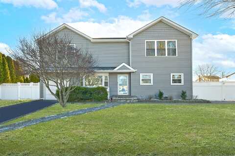 64 Walter Court, Commack, NY 11725