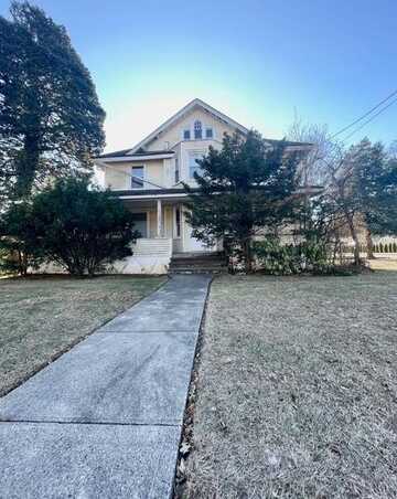 142 willow street, Roslyn Heights, NY 11577
