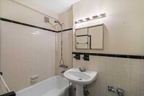 3425 150th Pl, Flushing, NY 11354