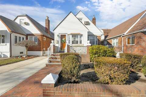 8805 Doran Avenue, Glendale, NY 11385