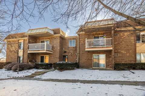 902 W Alleghany Drive, Arlington Heights, IL 60004