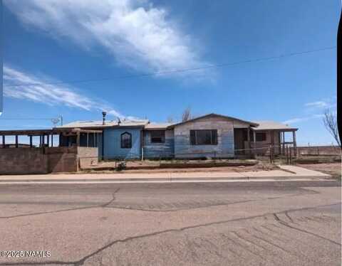 522 James Avenue, Winslow, AZ 86047