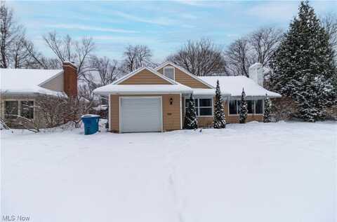 151 Parkwood Drive, Berea, OH 44017