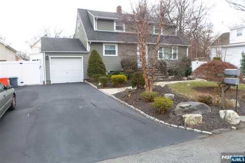 175 Lincoln Avenue, Dumont, NJ 07628