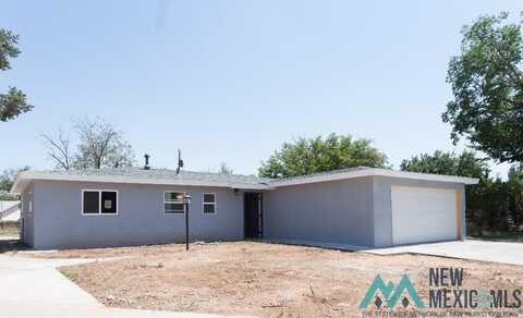 3307 Chiquita Lane, Roswell, NM 88201