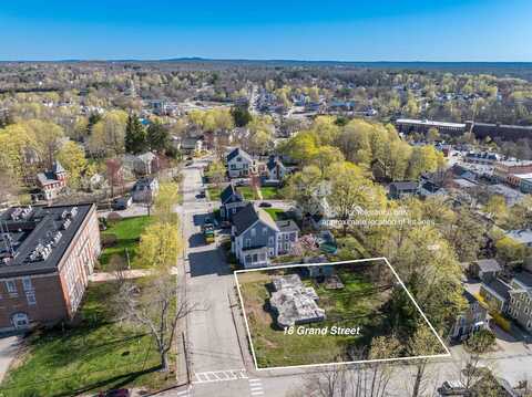 18 Grand Street, Somersworth, NH 03878