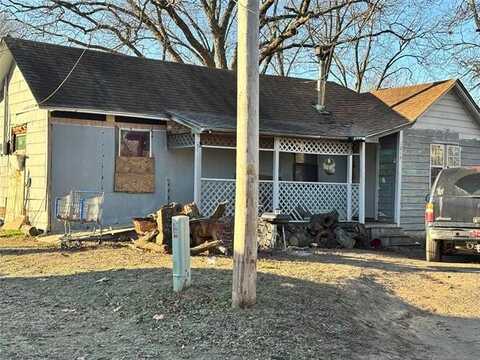 1014 W Cherokee Street, Okmulgee, OK 74447