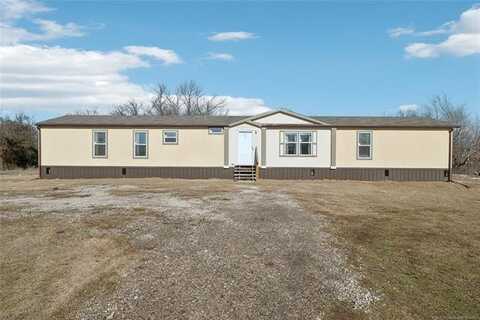 24600 S 4260 Road, Chelsea, OK 74016