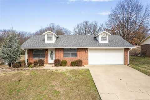 204 Teakwood Drive, Poteau, OK 74953