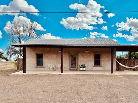 1205 W Sacramento St, Marfa, TX 79843