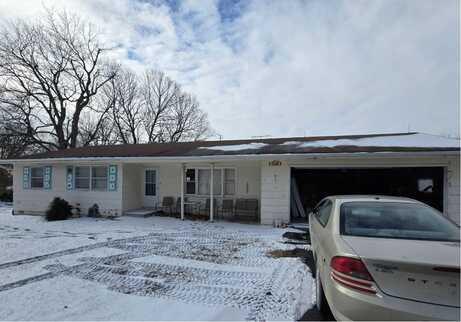 324 3rd St, Julian, NE 68379