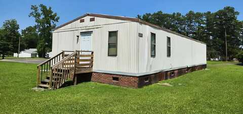 551 N. Lee Avenue, Beulaville, NC 28518