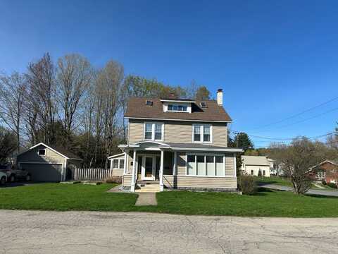 27 Spofford Square, Dolgeville, NY 13329