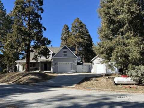 1312 Pinecone CT, Wofford Heights, CA 93285