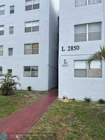 2850 Somerset Dr, Lauderdale Lakes, FL 33311