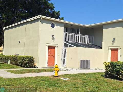 5881 NW 57th Ave, Tamarac, FL 33319