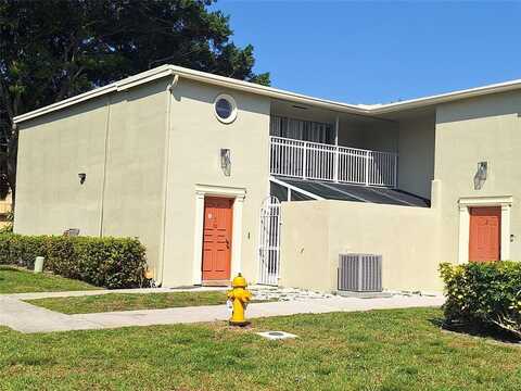 5881 NW 57th Ave, Tamarac, FL 33319