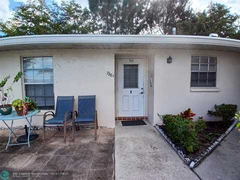 796 Nantucket Cir, Lake Worth, FL 33467
