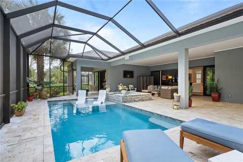 235 Oak Hammock Circle SW, Vero Beach, FL 32962