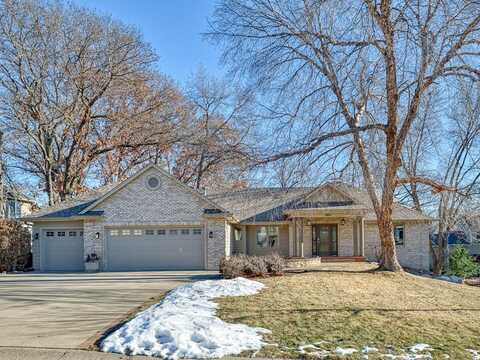 4816 Four Seasons Drive, Eagan, MN 55122