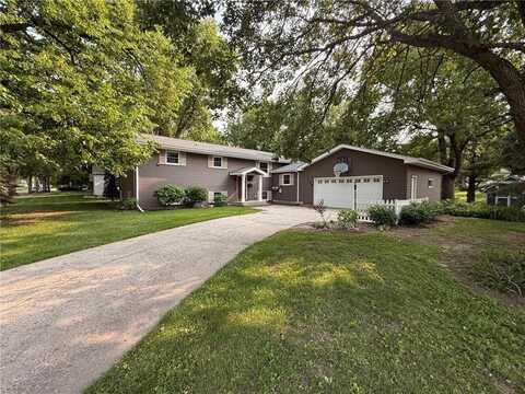619 N 10th Street, Montevideo, MN 56265