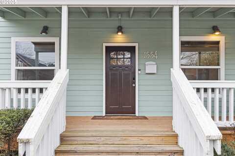 1554 SE TACOMA ST, Portland, OR 97202