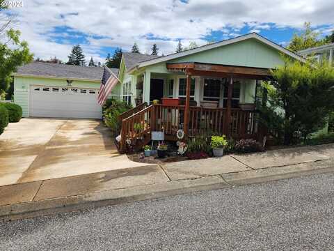 126 Kimberly Way, Canyonville, OR 97417