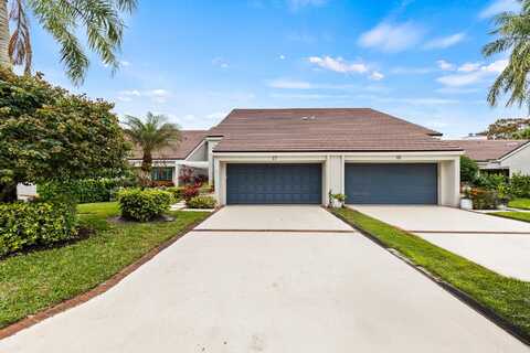 27 Edinburgh Drive, Palm Beach Gardens, FL 33418