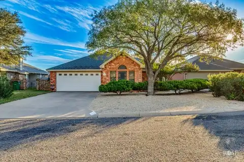 710 Penhurst Court, San Angelo, TX 76901