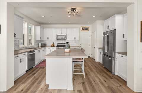 5436 Tree Farm Lane, SANTA BARBARA, CA 93111