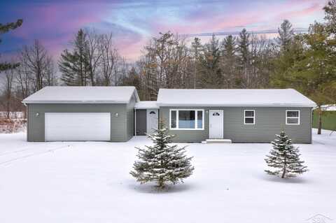 2625 East Dayton, Caro, MI 48723