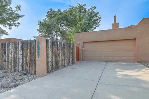 1543 Escondida Court, Santa Fe, NM 87507