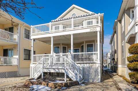 1428 West Ave, Ocean City, NJ 08226