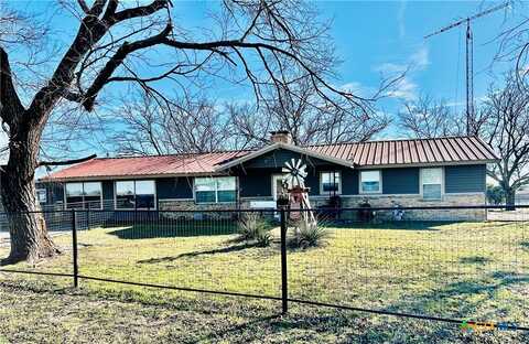 212 Leisure Acres Road, Gatesville, TX 76528