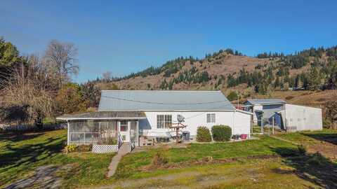 49801 Hwy 242, Broadbent, OR 97414