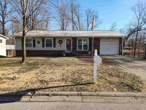 14 McCracken Drive, Washington, IN 47501