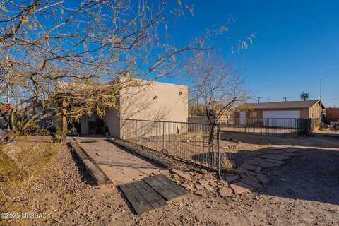 301 W Alturas Street, Tucson, AZ 85705