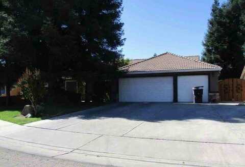 4523 W Evergreen Court, Visalia, CA 93277