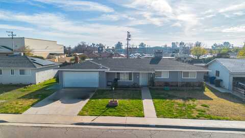 101 W Spring Lane W, Lemoore, CA 93245