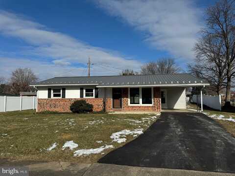 51 LAUREL AVE, CHAMBERSBURG, PA 17201