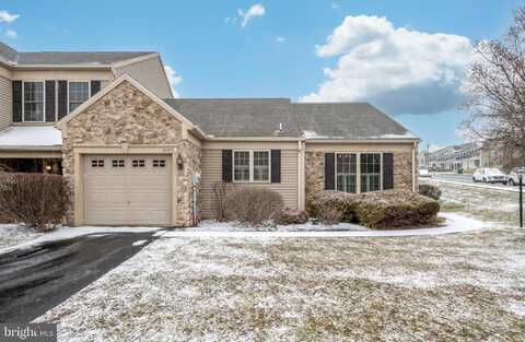 2085 DEER RUN DRIVE, HUMMELSTOWN, PA 17036