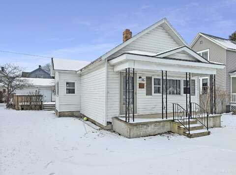 516 S 10th, Escanaba, MI 49829