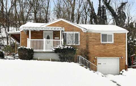 3238 Overlook Dr, Liberty, PA 15133