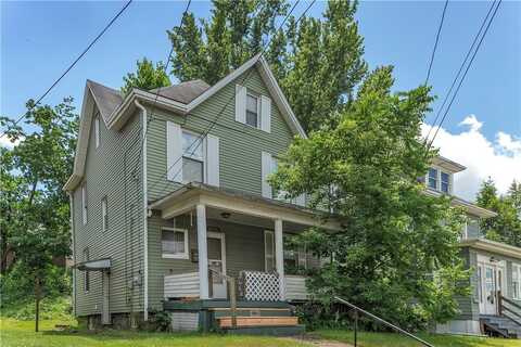 912 Morton St, New Castle, PA 16101