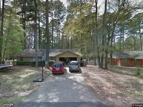 Pine Cone, HAUGHTON, LA 71037